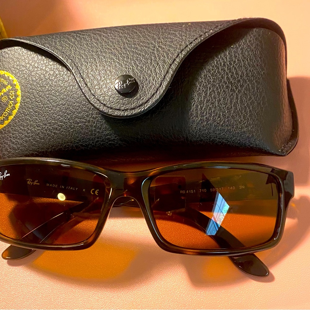 Ray Ban Rectangle Tortoise Sunglasses